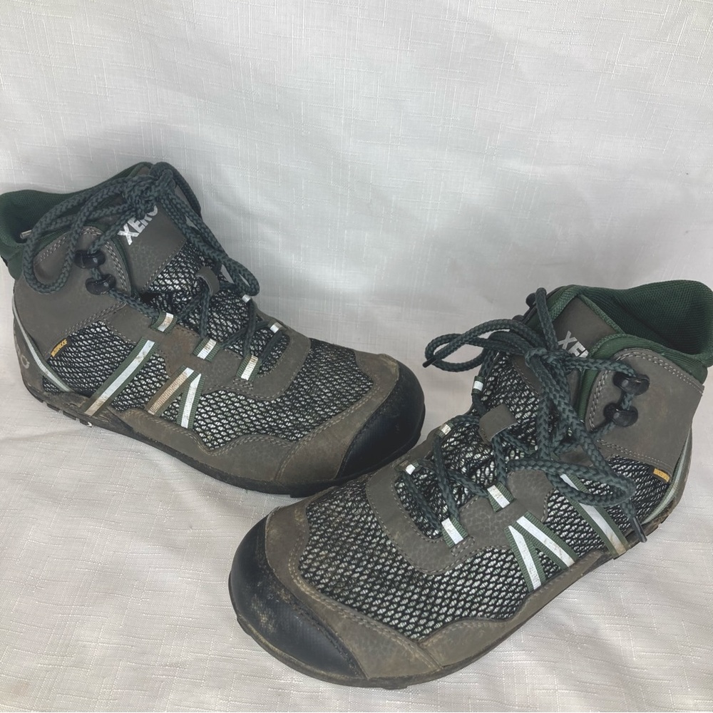 Xero xcursion athletic shoes